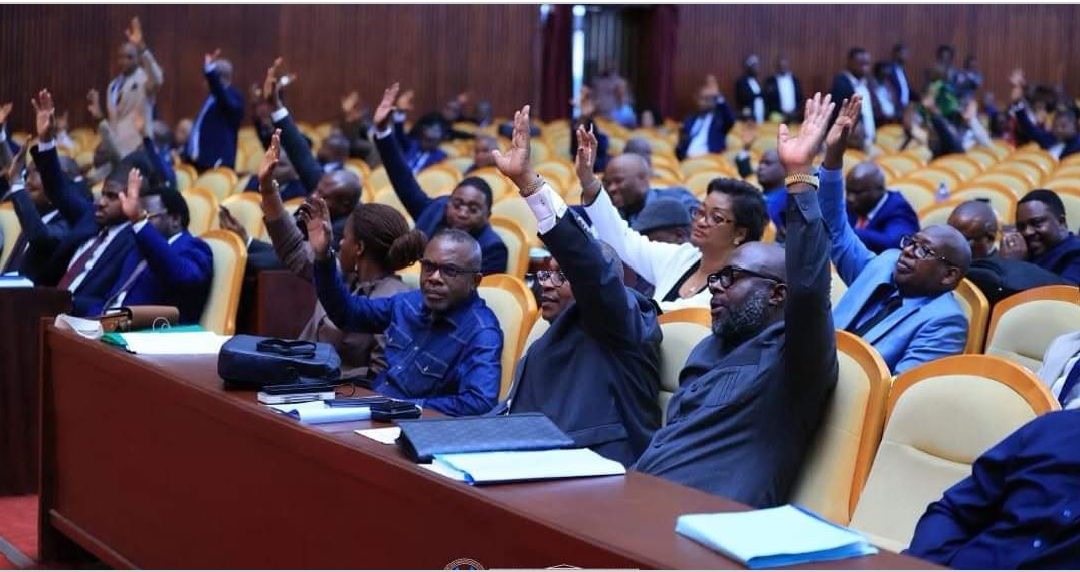 RDC : l’Assemblée nationale proroge l’état de siège et ratifie la convention africaine contre le terrorisme