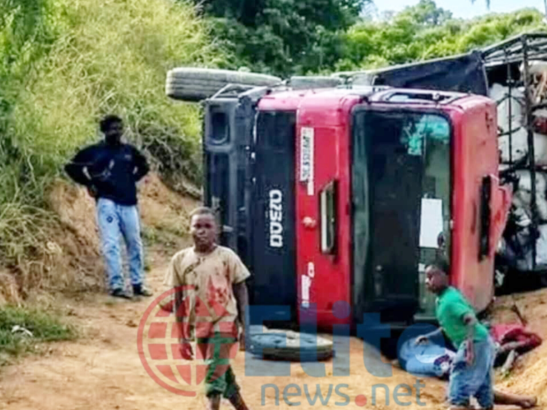 Maï-Ndombe : cinq morts et plusieurs blessés dans un accident de circulation à Kwamouth