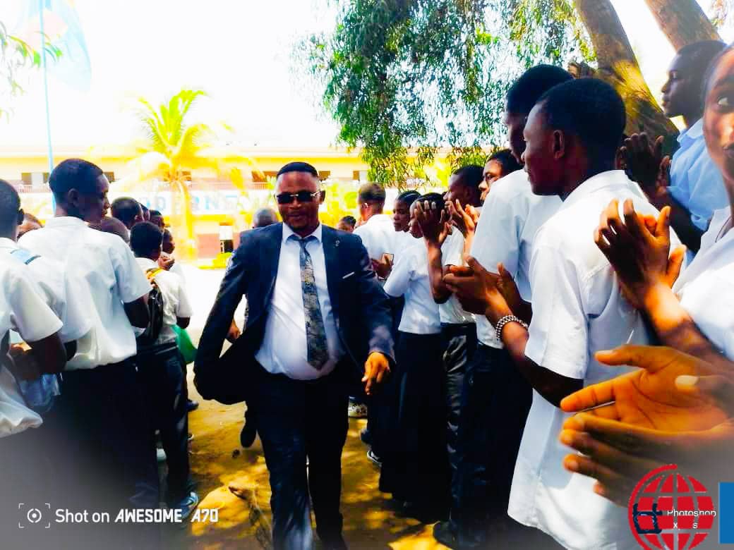 Kinshasa : le Sous proved Benjamin Lokange sensibilise les élèves finalistes sur les préparatifs des examens d'État à Ngaliema1
