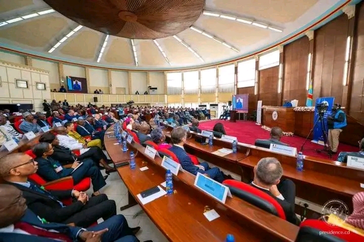 RDC : «Oui au dialogue, mais pas avec les rebelles auteurs de massacres contre les populations »[Félix Tshisekedi] devant les diplomates