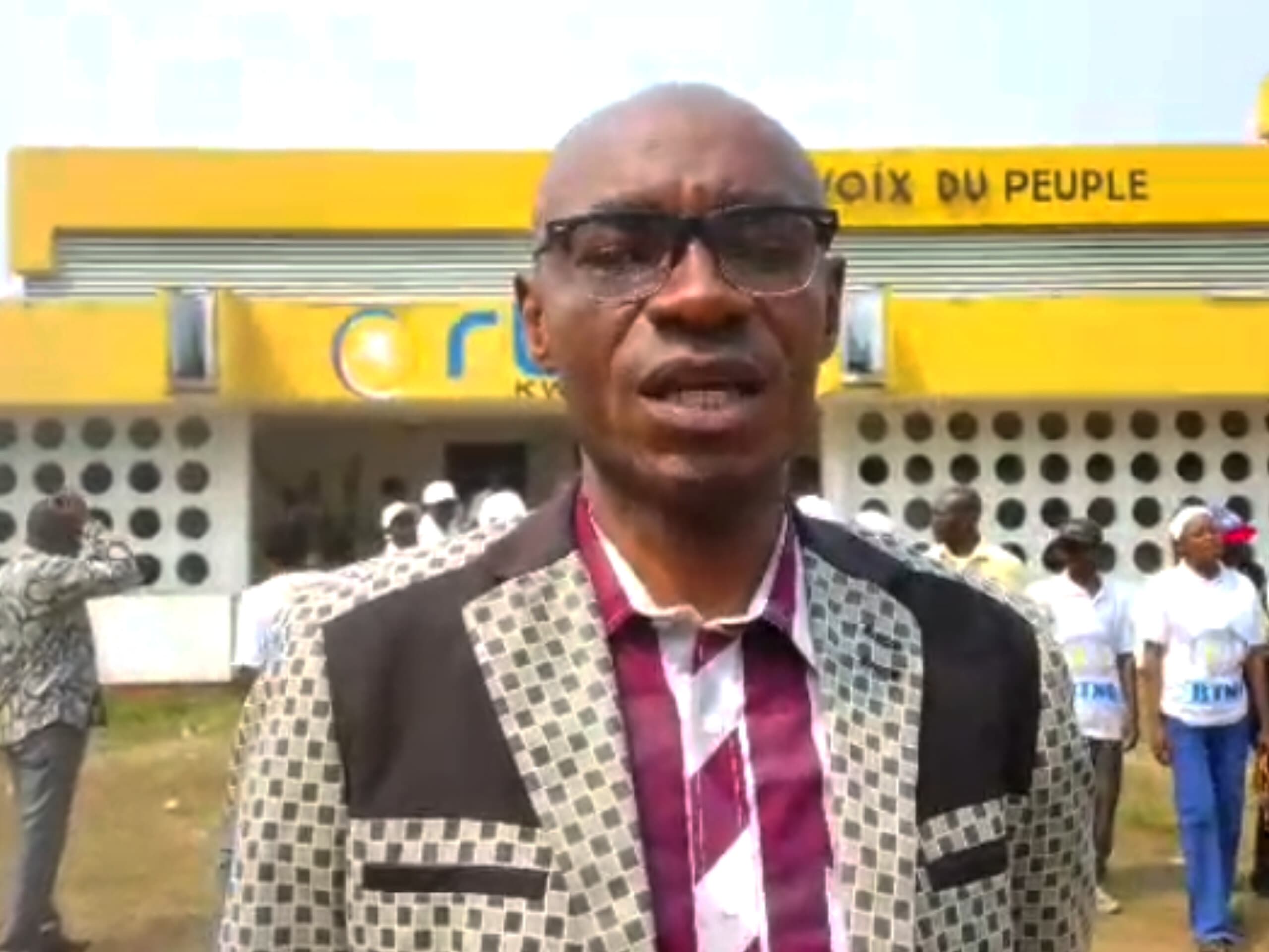 KWILU : le journaliste Moïse Mbimbi élu président syndical de la RTNC
