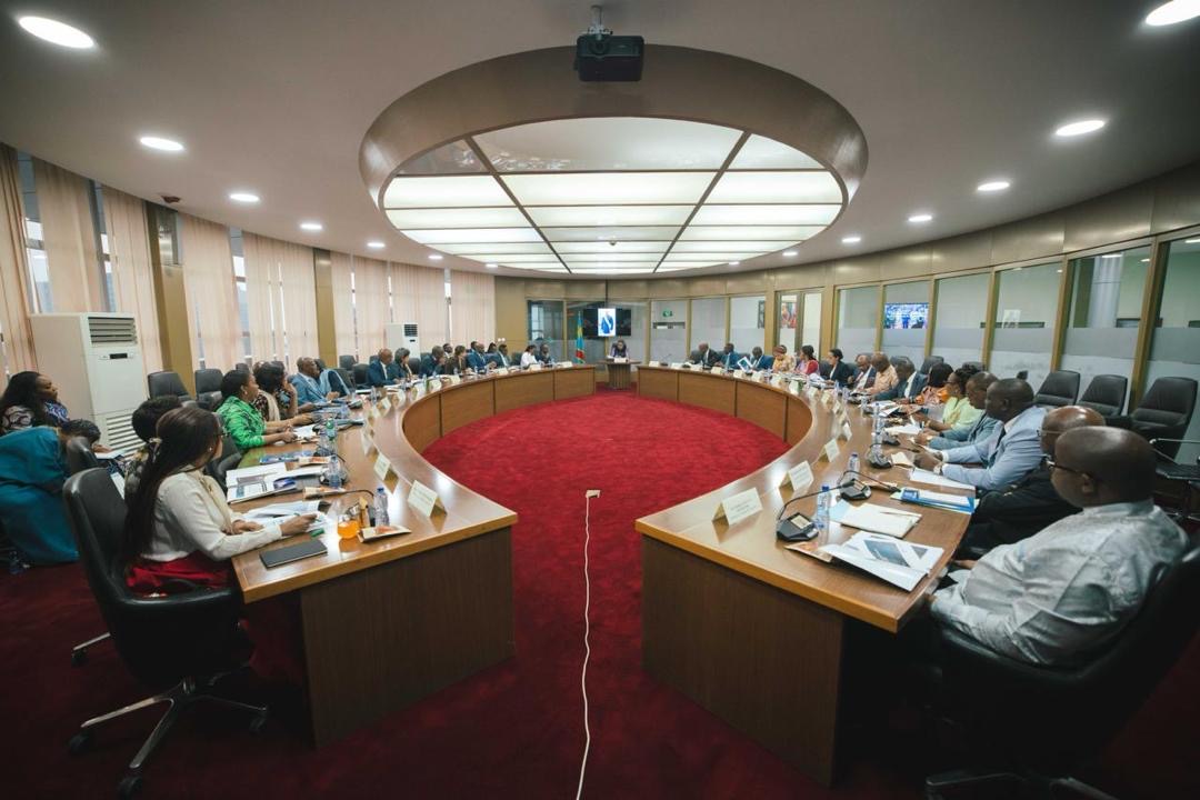 RDC : le gouvernement et la Banque mondiale élaborent un nouveau Cadre de partenariat axé sur l'emploi et les infrastructures