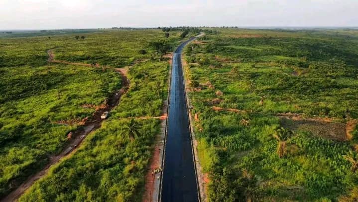 Kasaï-Central : la route Kananga- Kalamba Mbuji en pleine modernisation, près de 40km déjà praticable