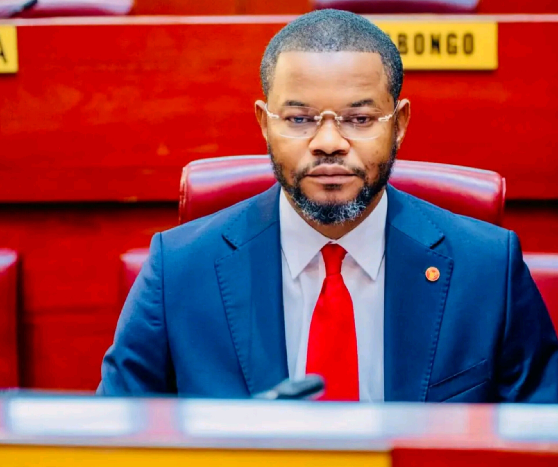 Dialogue national : le sénateur Joseph Ngalamulume soutient la démarche de Félix Tshisekedi pour une refondation institutionnelle