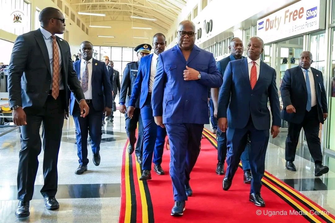 Kampala : Félix Tshisekedi à l’investiture de Museveni pour sceller six accords stratégiques entre la RDC et l’Ouganda