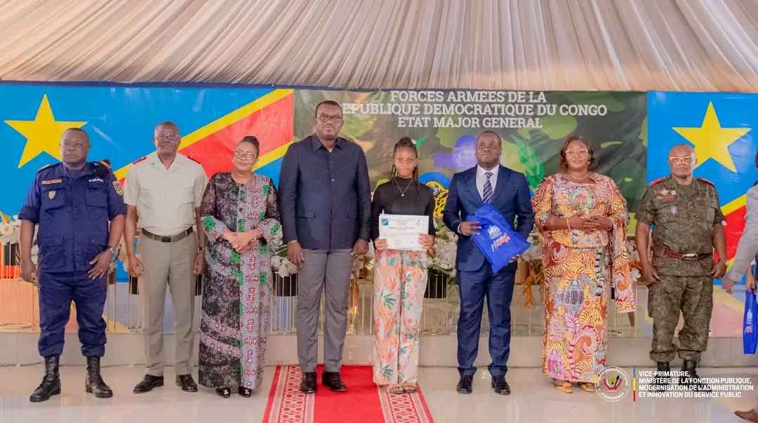 RDC : remise des certificats de formation professionnelle aux 300 veuves, orphelines de militaires et policiers à Kinshasa
