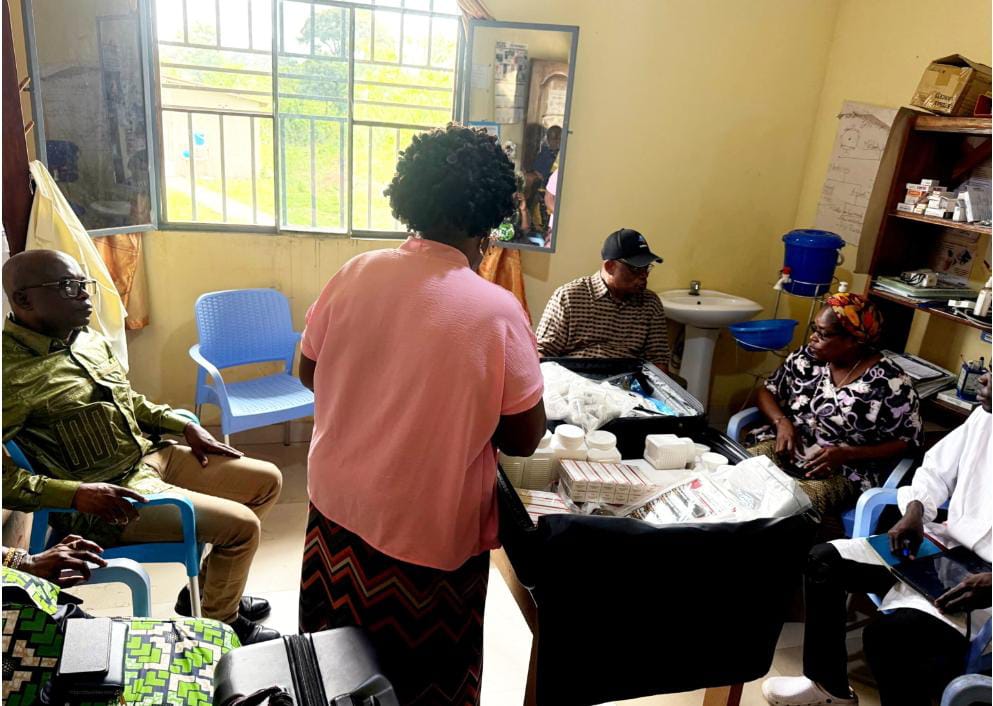 Kwilu : Motema Ministries offre des médicaments au Centre de santé de référence Saint François de Sales