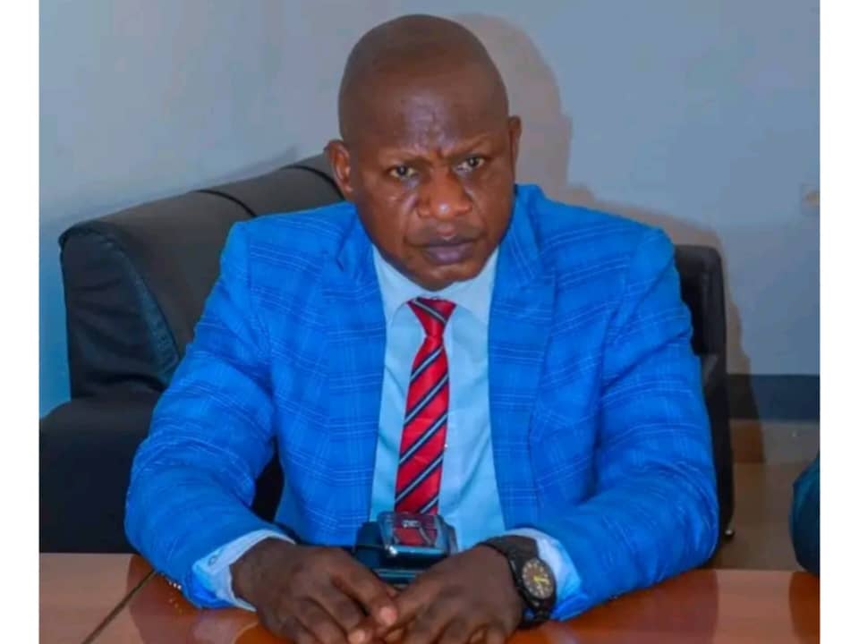 Kwilu : Après le naufrage meurtrier de Bagata ayant fait près de 80 morts, le député Kiebiboy Ndanki interpelle le Directeur provincial de l’Office des Routes sur la suspension d’un commandant de bac