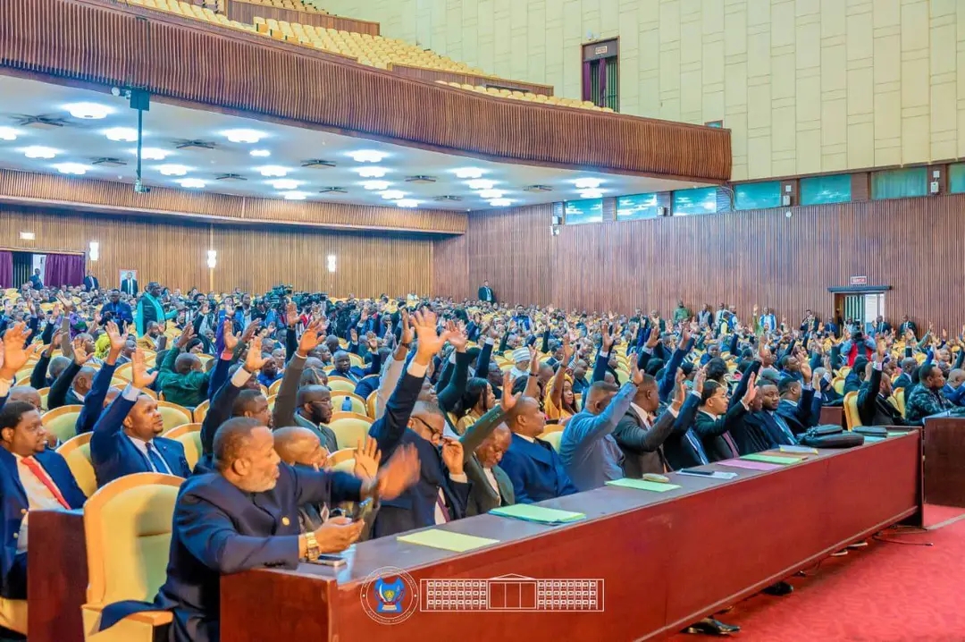 RDC : l’Assemblée nationale écarte à l’unanimité la motion de défiance contre le VPM Jacquemain Shabani