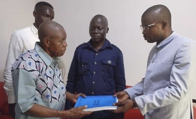 Mai-Ndombe : le gouvernement provincial dépose le projet d'Édit budgétaire 2026, Chiffré à 38 milliards de CDF à l’Assemblée provinciale