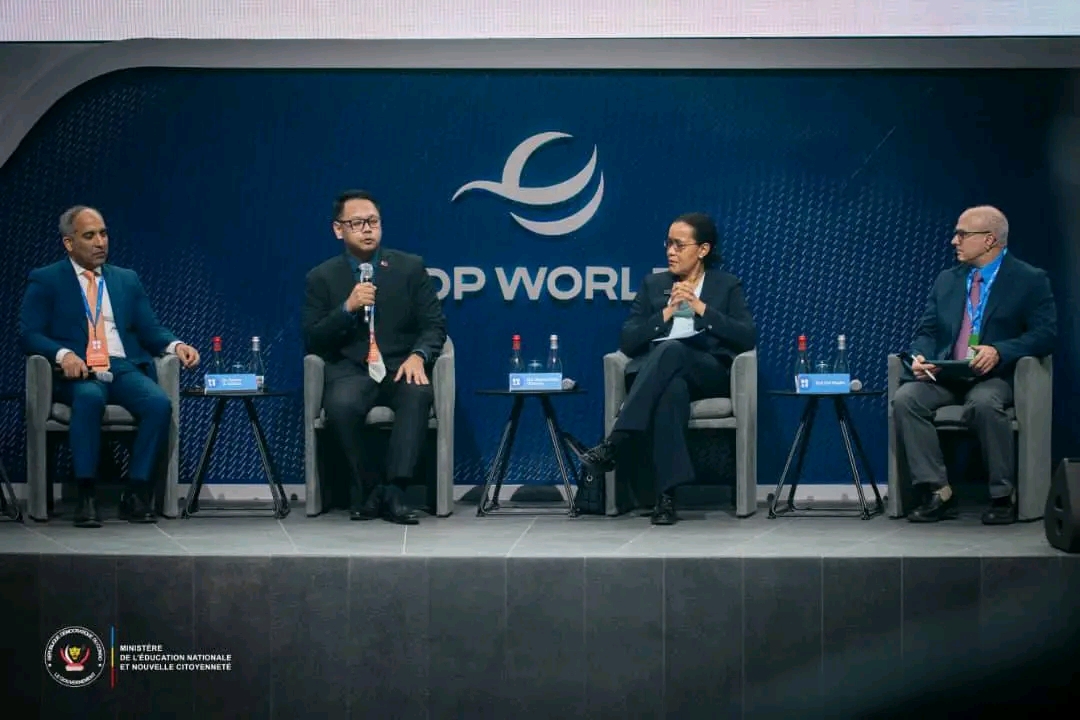 Dubaï : La Ministre Raïssa Malu Présente les Avancées de la Digitalisation Éducative de la RDC au Forum International sur l’Intelligence Artificielle.