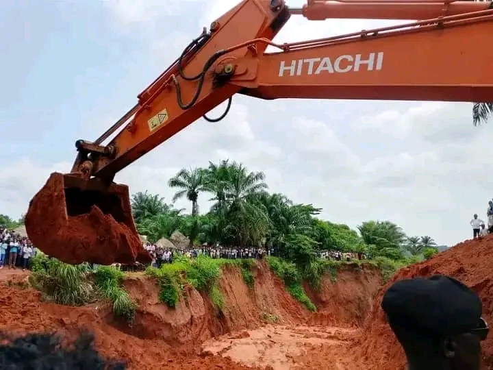 Lomami : Lancement de travaux de lutte antiérosive à Ngandajika