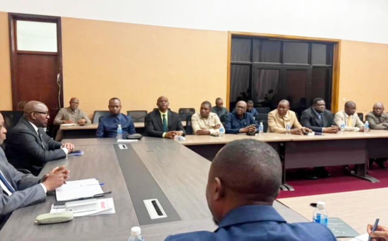Sénat : Sama Lukonde rassure les Assemblées provinciales et promet de porter leurs revendications au plus haut niveau