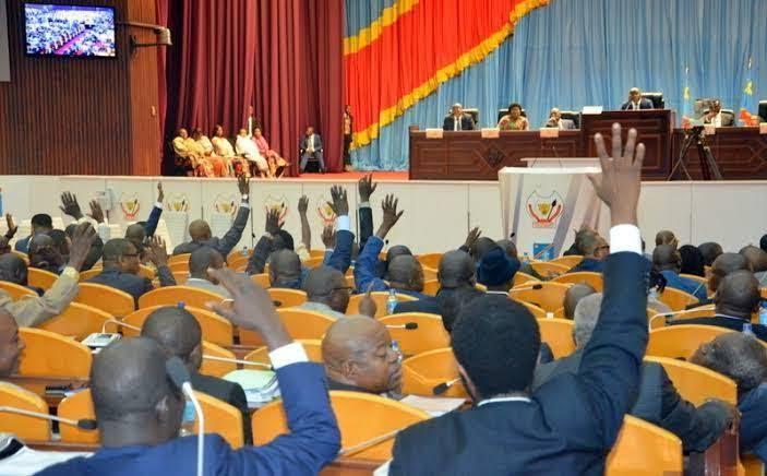 RDC : l'Assemblée nationale juge recevable la proposition de loi sur le service militaire obligatoire pour les jeunes