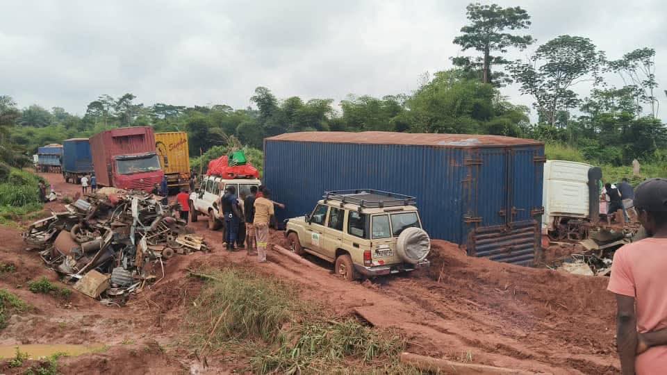 Tshopo : la RN4 toujours en péril, des centaines de camions marchandises bloqués au Pk170