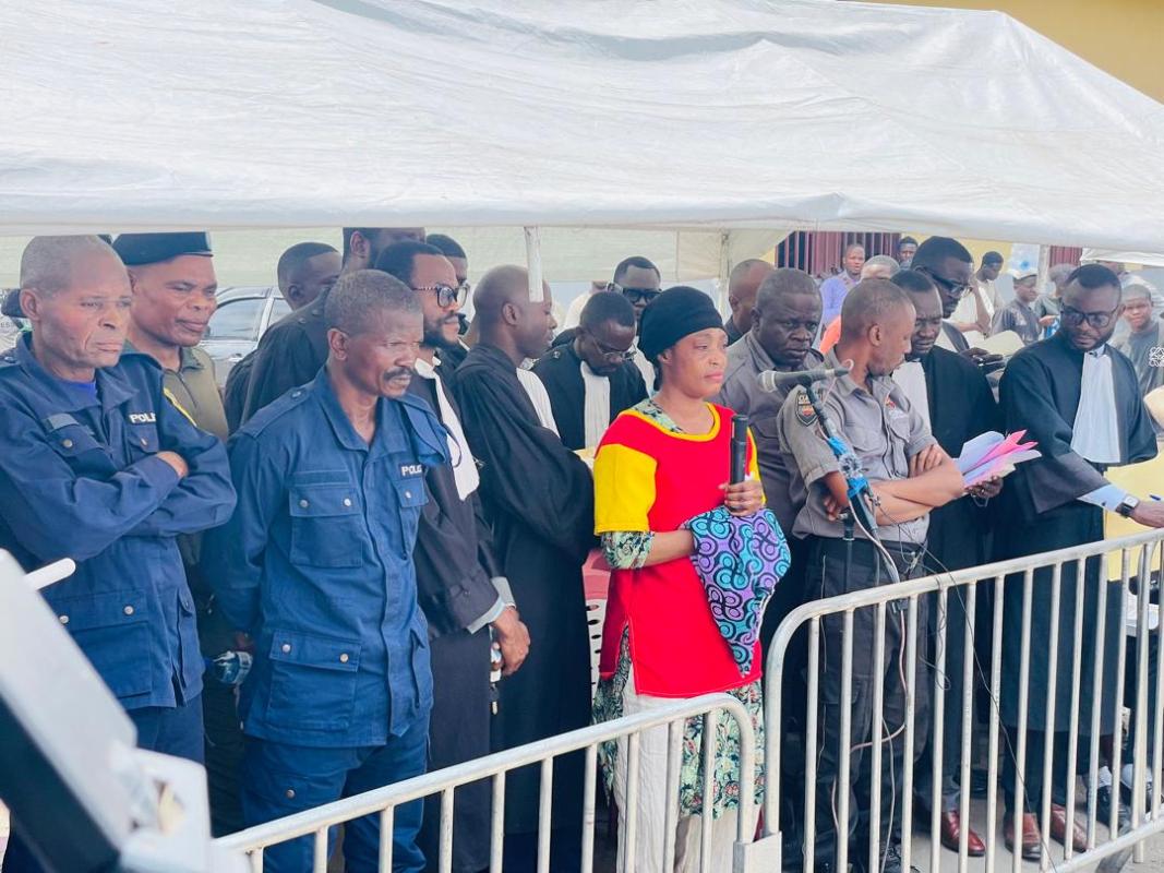 Procès Braquage à la RAWBANK : Honorine Porsche condamnée à 10 ans de prison et 105 000 $ de dommages et intérêts.