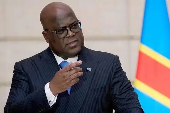 RDC : Tshisekedi suspend l’augmentation des primes des agents de l’État en attendant la réforme salariale