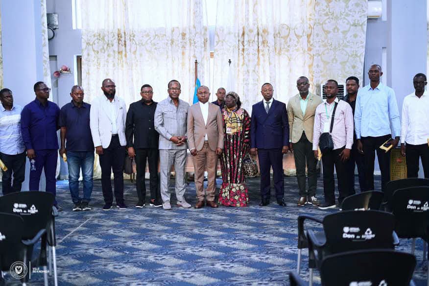 Kinshasa : le Gouvernement provincial assiste les familles des victimes de l’incendie de Panacée